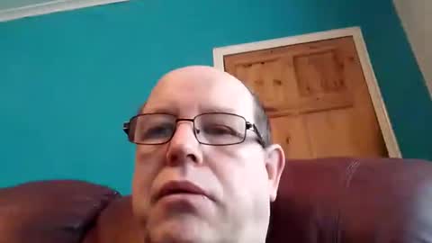 leatherpants68 online show from December 2025 09:58:02 AM