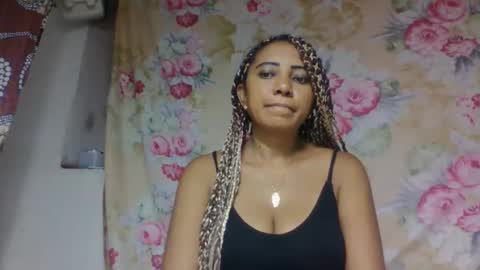 leatiana online show from March 2026 10:24:01 PM