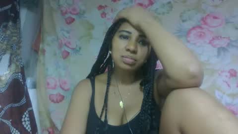 leatiana online show from April 2026 07:23:02 PM
