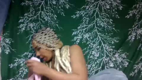leatianaa online show from July 2026 01:41:02 PM