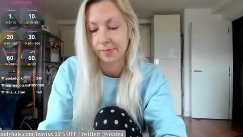 LeaVixx online show from April 2026 08:10:01 AM