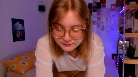 Ellie online show from November 2025 07:11:02 AM