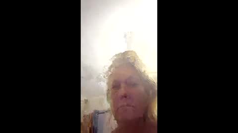 lee4play2272 online show from April 2026 01:53:01 PM