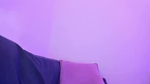 Snapshot of leefoxx chatting on October 2025 06:44:01 AM Leefoxx online show from October 2025 06:44:01 AM