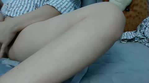 Snapshot of leeloveyou chatting on February 2026 07:09:02 PM leeloveyou online show from February 2026 07:09:02 PM