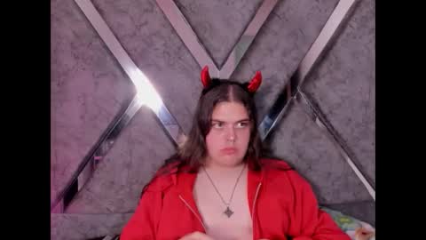 leenox online show from February 2026 02:53:01 AM