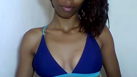 Snapshot of leeromi chatting on June 2026 07:33:02 AM leeromi online show from June 2026 07:33:02 AM
