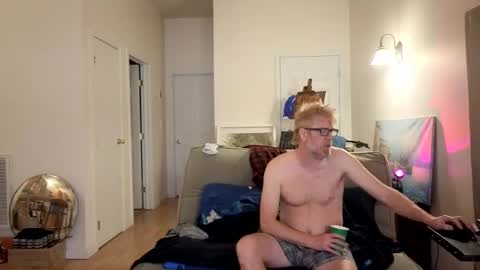 Snapshot of leeski365 chatting on March 2026 05:44:01 AM leeski365 online show from March 2026 05:44:01 AM