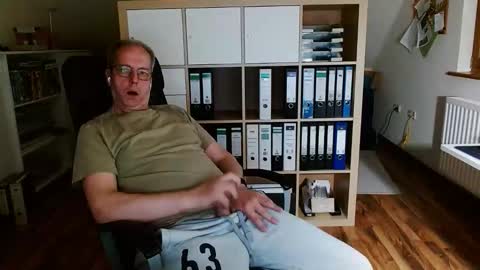 Dave online show from May 2026 09:42:02 PM