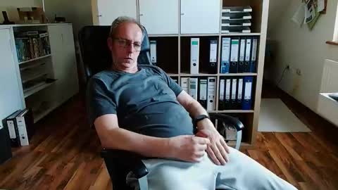 Dave online show from May 2026 03:40:01 PM