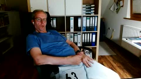 Dave online show from May 2026 10:38:02 PM
