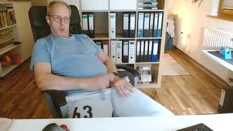 Dave online show from July 2026 09:33:02 PM