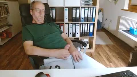 Dave online show from July 2026 10:01:02 PM