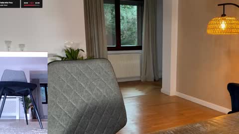 Snapshot of legswattitude chatting on December 2025 01:31:01 PM Elle online show from December 2025 01:31:01 PM