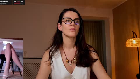 Snapshot of legswattitude chatting on February 2026 02:26:02 PM Elle online show from February 2026 02:26:02 PM