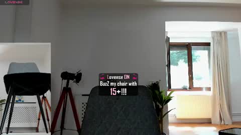 Elle  online show from July 2026 08:43:02 AM