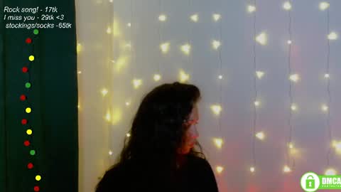 hey Im Leia and I love rock  online show from June 2026 07:17:01 PM