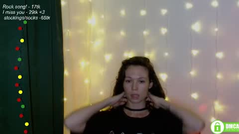 hey Im Leia and I love rock  online show from July 2026 07:34:02 PM