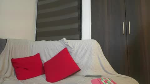 Leah online show from May 2026 01:33:01 AM