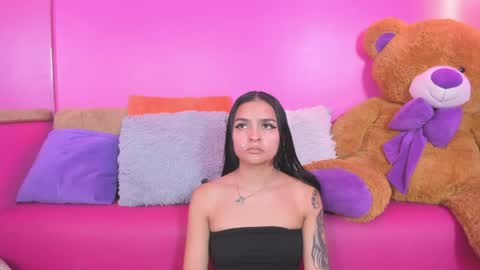 LEIGH ANGELS online show from May 2026 09:45:02 PM