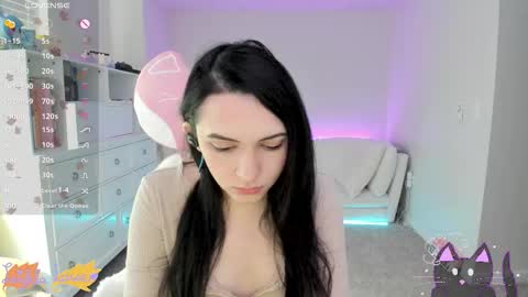 Leighla online show from October 2025 09:24:01 PM