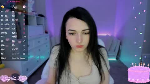 Leighla online show from November 2025 06:46:02 AM