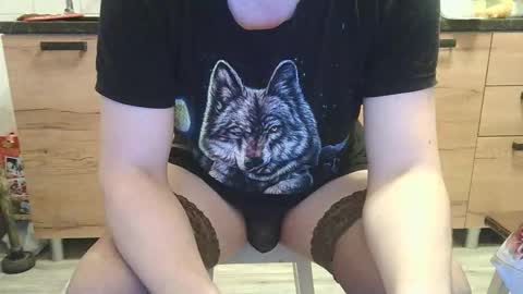 Snapshot of leila472952 chatting on January 2026 06:28:01 AM Sergey online show from January 2026 06:28:01 AM