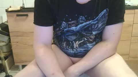 Snapshot of leila472952 chatting on February 2026 09:40:01 PM Sergey online show from February 2026 09:40:01 PM