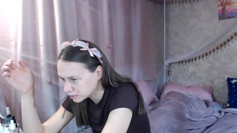 Snapshot of leila_bambi chatting on April 2026 05:43:02 PM leila_bambi online show from April 2026 05:43:02 PM