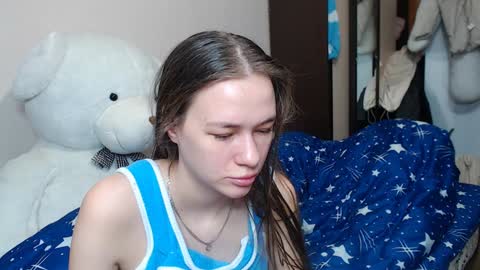 Snapshot of leila_bambi_ chatting on January 2025 01:22:02 AM leila_bambi_ online show from January 2025 01:22:02 AM