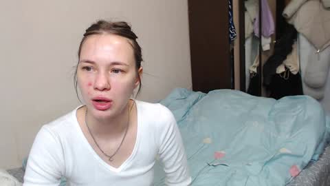 Snapshot of leila_bambi_ chatting on February 2025 10:26:02 AM leila_bambi_ online show from February 2025 10:26:02 AM