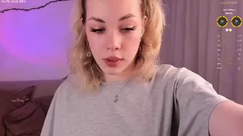 leilalafleur_ online show from June 2026 04:33:02 AM