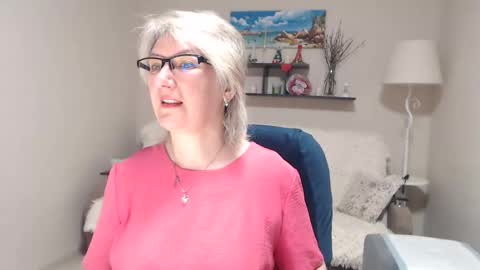 Snapshot of leilamays chatting on May 2026 02:05:02 AM Leila Kinky online show from May 2026 02:05:02 AM