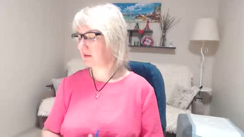 Snapshot of leilamays chatting on May 2026 02:51:02 AM Leila Kinky online show from May 2026 02:51:02 AM