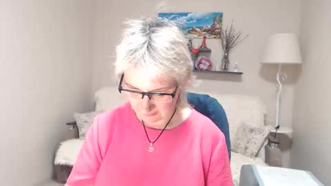Snapshot of leilamays chatting on May 2026 03:01:02 AM Leila Kinky online show from May 2026 03:01:02 AM