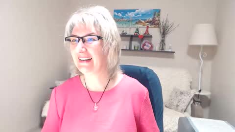 Snapshot of leilamays chatting on May 2026 03:45:02 AM Leila Kinky online show from May 2026 03:45:02 AM