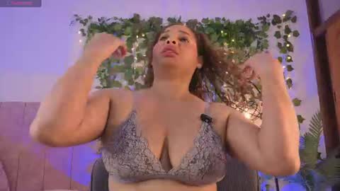 leilapom online show from June 2026 02:45:01 PM