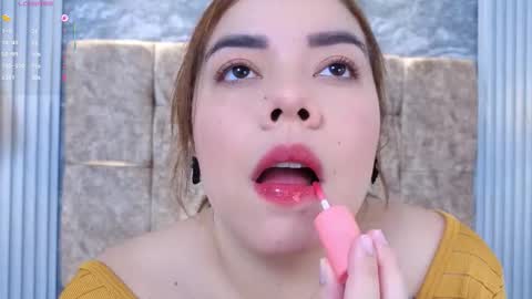 leilapons online show from February 2026 07:46:01 PM