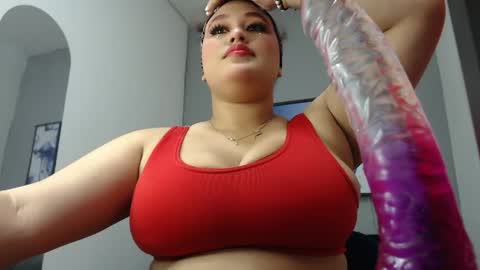 leilasosexy online show from June 2026 02:33:01 PM