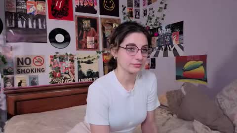 Alexandria online show from October 2025 08:42:02 PM