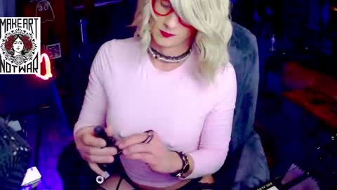 Snapshot of lemon_stealing_whore chatting on February 2026 07:51:01 AM Lemon Stealing Whore online show from February 2026 07:51:01 AM