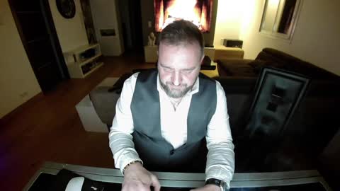 Ange online show from January 2025 11:46:01 PM