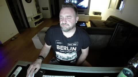 Ange online show from January 2025 12:31:01 AM