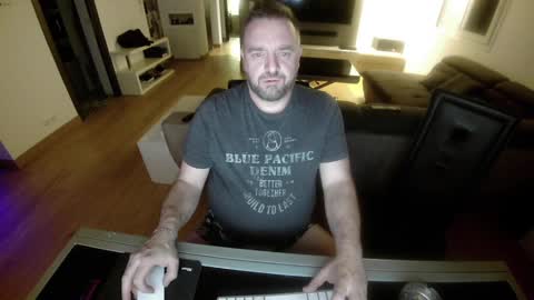 Ange online show from January 2025 01:26:02 AM