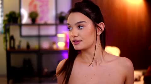 Lena Laurent online show from July 2026 11:17:02 AM