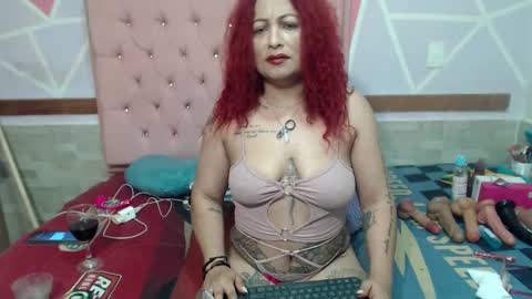 lena_lawson online show from November 2025 05:46:02 AM