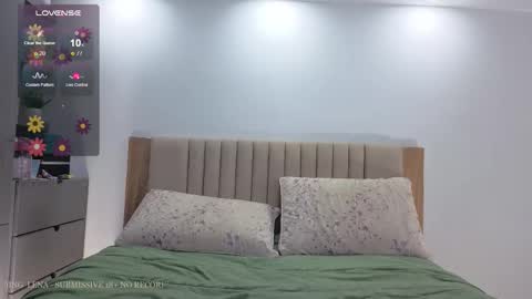 Lena online show from November 2025 03:47:01 PM