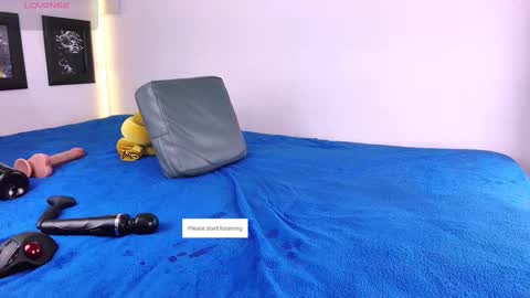 Lenaandwilliam online show from September 2025 08:02:02 PM