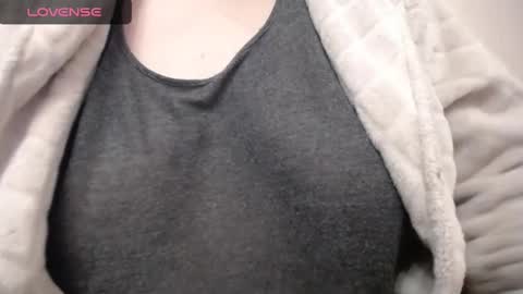 lenagolden online show from February 2025 01:09:01 AM