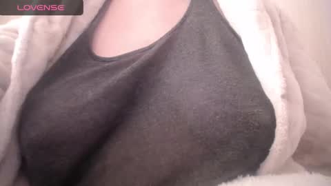 lenagolden online show from February 2025 11:18:02 AM